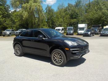 Salvage Porsche Macan