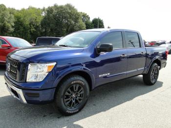  Salvage Nissan Titan