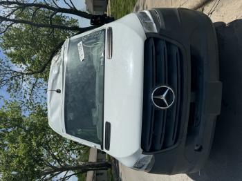 Salvage Mercedes-Benz Sprinter Cargo